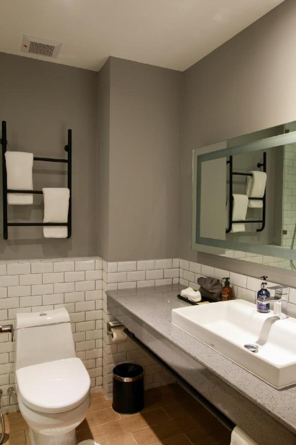 Hotel Scarlett Ban ba Ngan Zewnętrze zdjęcie